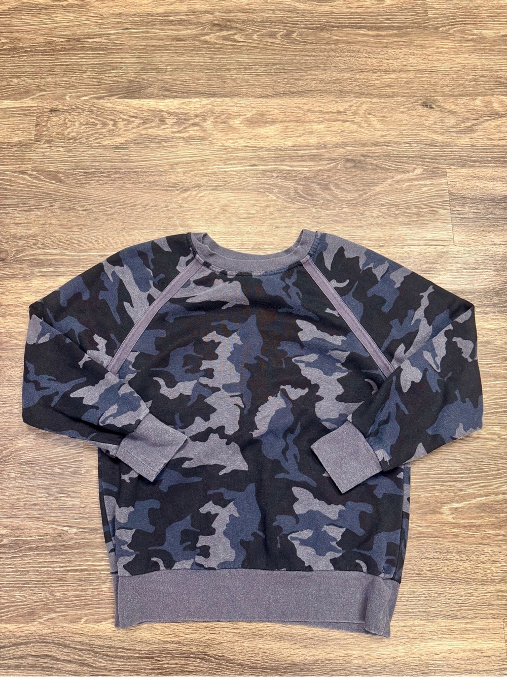prAna Cozy Up Sweatshirt Womens M Blue Gray Camo Hemp Blend Crewneck